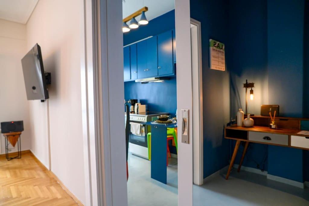 Bluexenia 1 Bedroom Retro Luxury Афины Экстерьер фото